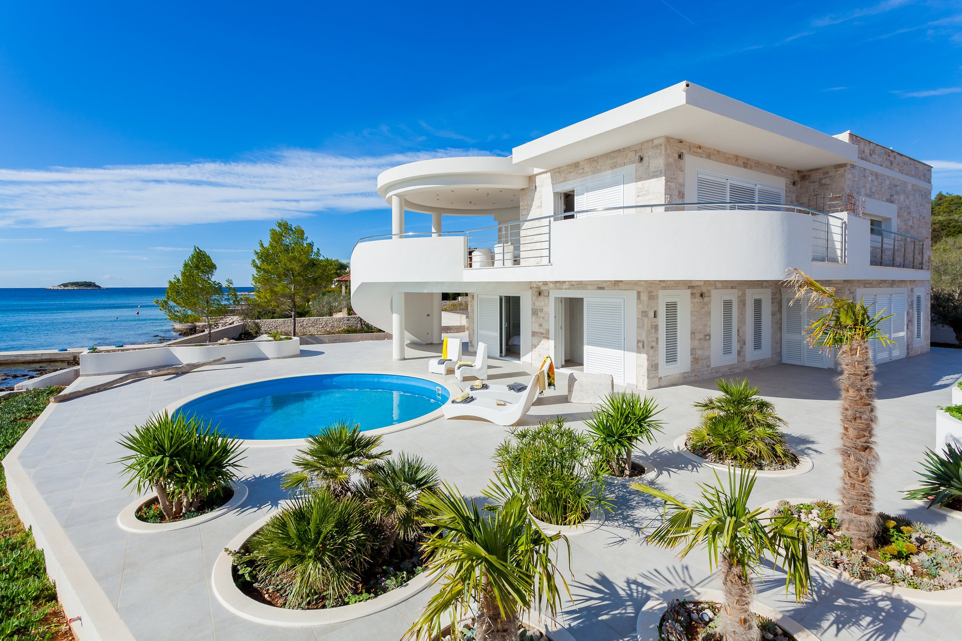 Luxury Modern Villas Jumeirah Island